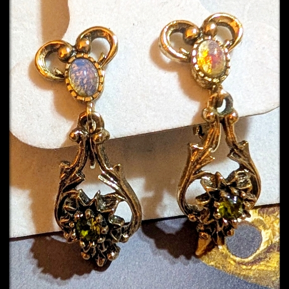 Vintage Jewelry - VTG Victorian Revival Designer Signed Sarah Coventry Dangle Earrings